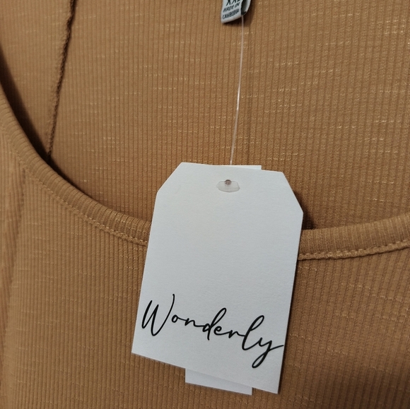 New Knit Yellow Top / Size 2X - Picture 4 of 6